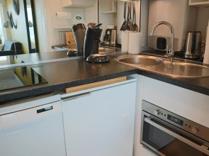 Nieuwpoort Stay w/ Beach Access