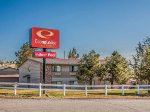 Econo Lodge Inn & Suites Madras