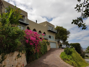 Paradise View Upmarket Apartment