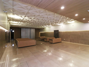 OYO 41911 Hotel White Square