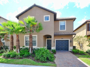 Solterra 6 Bedroom House w Pool - 7032SR