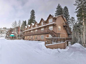 Fireplace & Stream Access: Cozy Grand Lake Retreat