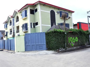 Alluring View Hotel