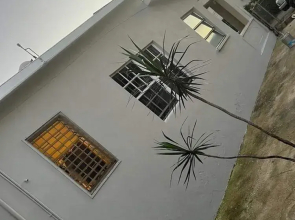 Charming 2-bed Villa in The Garden