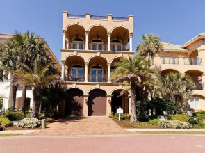 Vista del Mare 4 Bedroom Holiday Home by Five Star Properties