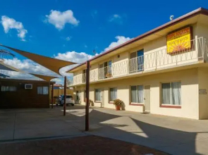 Esplanade Apartments At West Beach