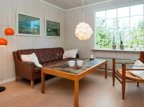 Relaxed Holiday Home in Rømø Foreseeing Lush Garden