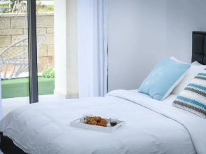 Stylish Coastal Oasis by Sea N' Rent