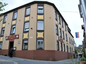 Adler Hotel