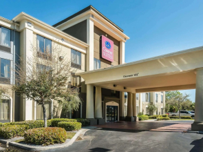 Comfort Suites near MCAS Beaufort