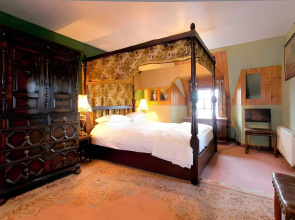 The Manor at Plane Castle - Sleeps 8 - Pets Ok