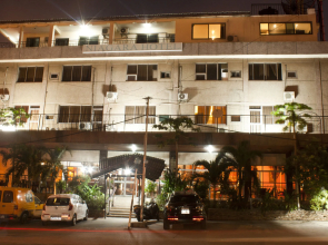 Niagara Hotel