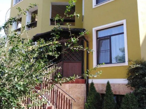 Provence Guest House