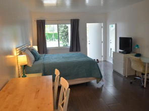 Nobleton Hotel