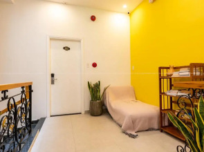 Benzen Boutique Stays Hostel and Apartment