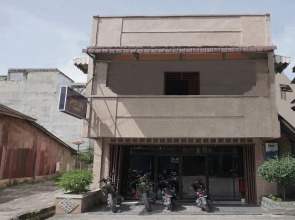 OYO 2200 Hotel Gunung Sari