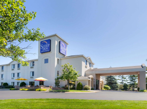 Sleep Inn & Suites Bay View Acme - Travers City