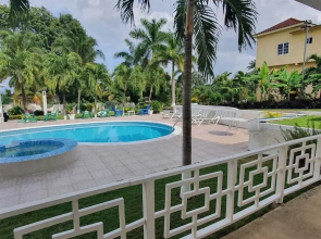 Turquoise Sea Villa