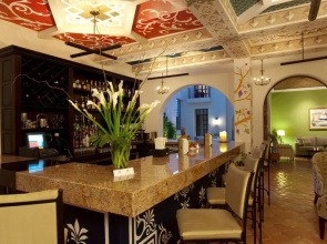 Guaycura Boutique Hotel Beach Club & Spa
