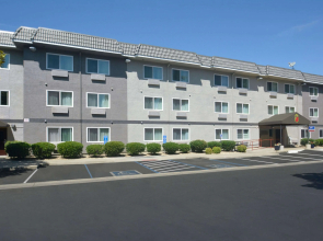 Super 8 by Wyndham Chico