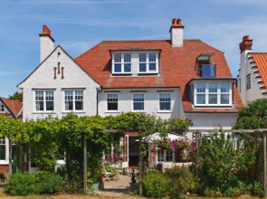 Alton House