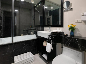 Minerva Church Hotel