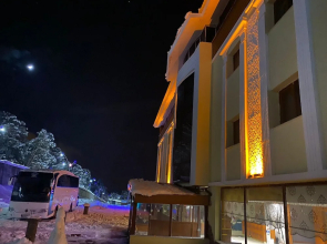 Sarikamis Snowflake Dağ Oteli