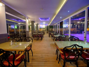 HMA Hotel & Suites