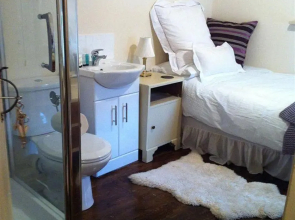 Zarina's