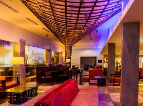 Riande Aeropuerto Hotel & Casino