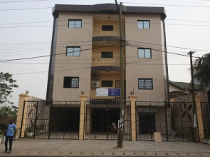 Royal Oaks Residence