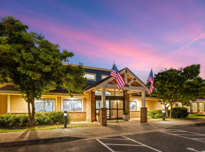 AmericInn by Wyndham North Branch