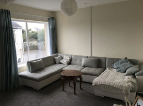 Harbour Lets - New Road Apartment - Porthcawl