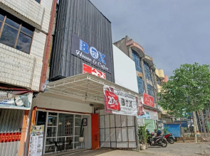 OYO 90399 Box House