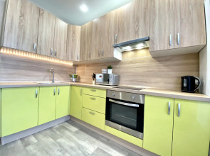 4 Сезона на улице Рудольфа Нуреева 10