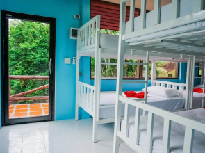Amstardam Backpackers