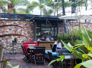 Apsara Centrepole Hotel