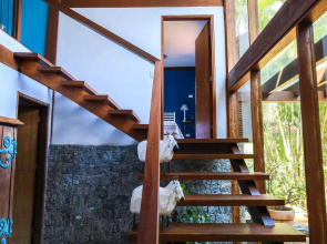 Casa em condomínio na Ilhabela a poucos metros da praia do Siriúba da Vila