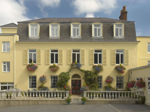 Les Rocquettes Hotel