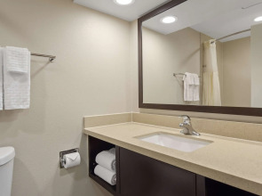 Best Western Pasadena Royale Inn & Suites