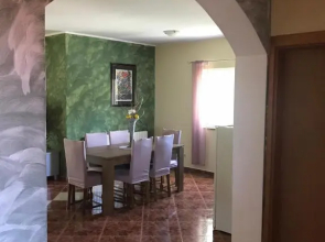 Apartment and Room Marlen