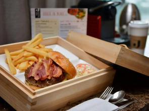 JEN Singapore Orchardgateway by Shangri-La