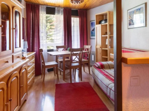 Appartement Vars, 1 pièce, 4 personnes - FR-1-330B-54