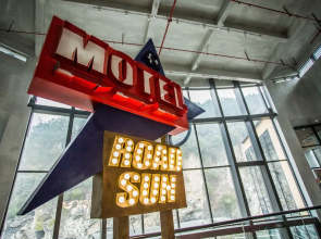 Spring Posh Roadsun International Hotel & Resort