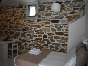 Tinos Peristerionas