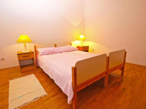 Apartments Dvorine 1210