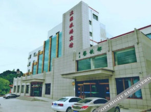 Sunshine Hotel Wuyuan(泾源县阳光酒店)