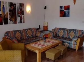 The 1st Guest House in Kyustendil - Guest Villa - Casa Rosa - Suitable for Families, Friends, Relax, Sport Enthusiasts and Travel Addicts