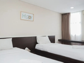 Elegant Studio Apartment (No Kitchen) at Tuscany Residence