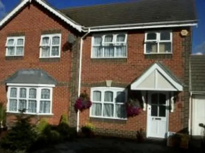 Lovely 3-bed House in Chafford Hundred